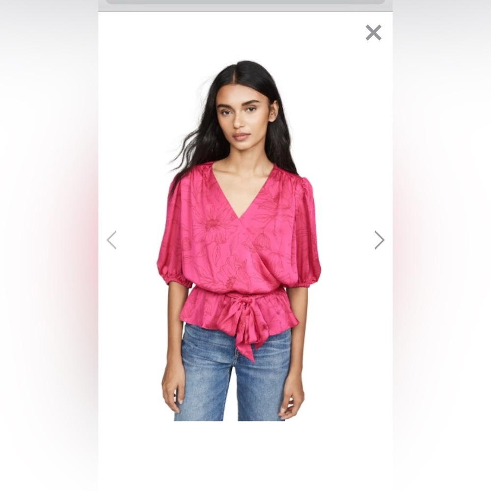 Joie Macie Blouse in Fuschia NWT Size Medium